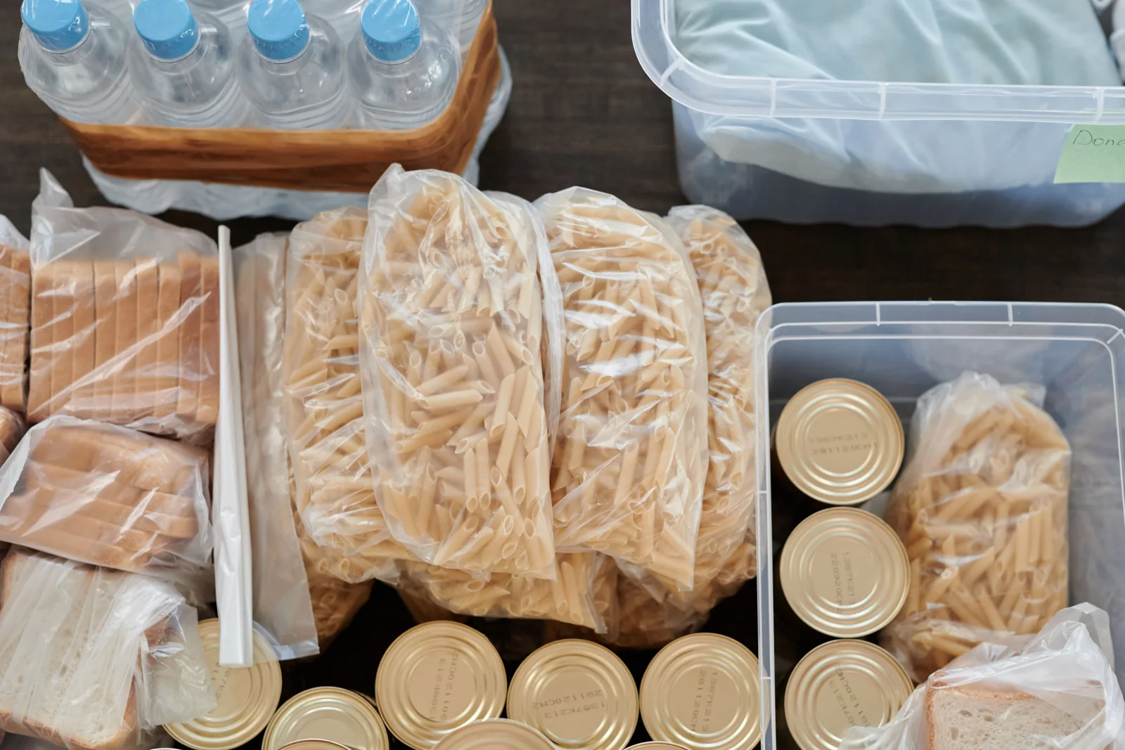 Pasta, conserve e prodotti alimentari confezionati